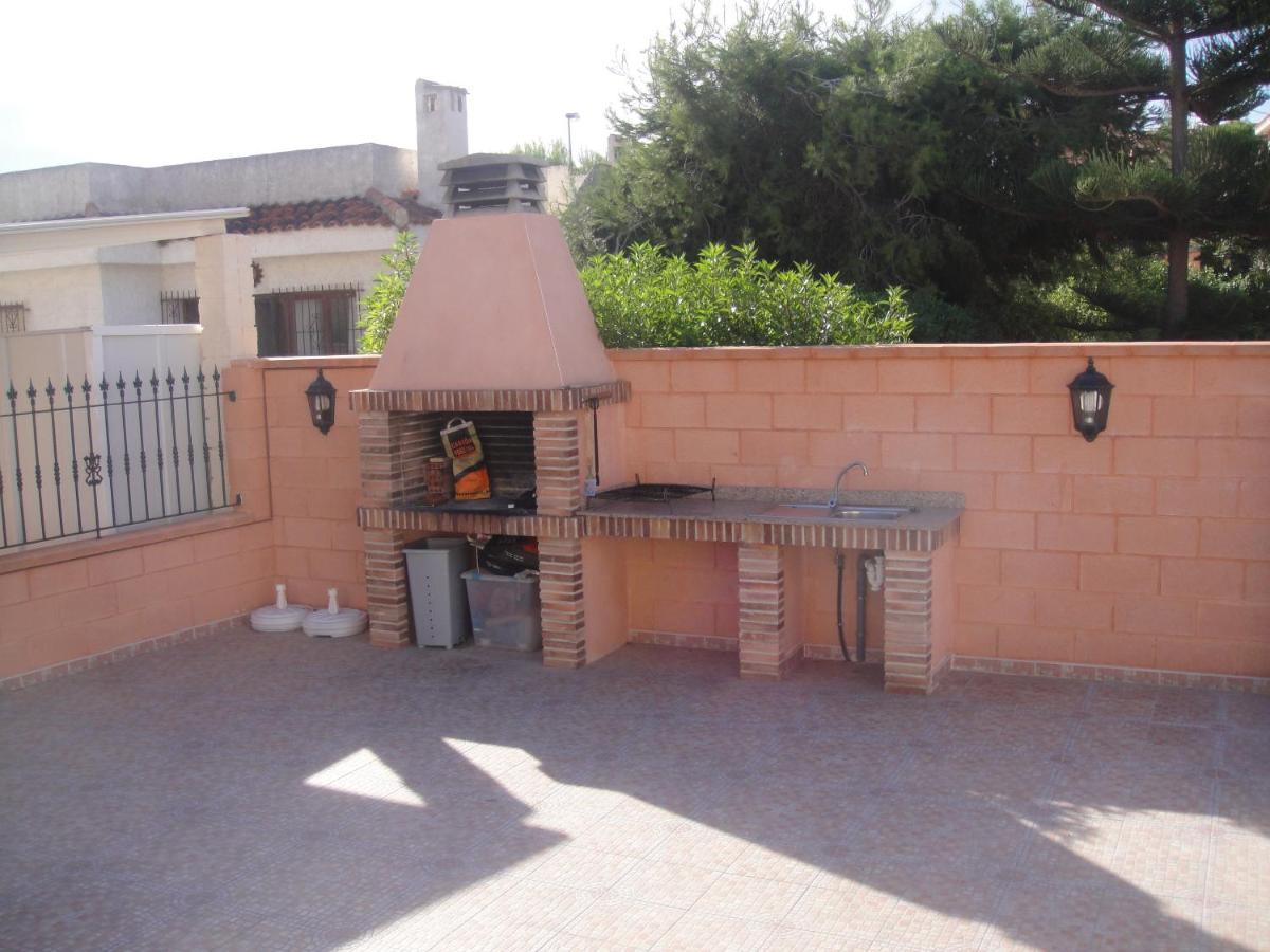 Chalet Muy Cerca De La Playa Con Piscina Privada Dehesa de Campoamor  Exterior photo